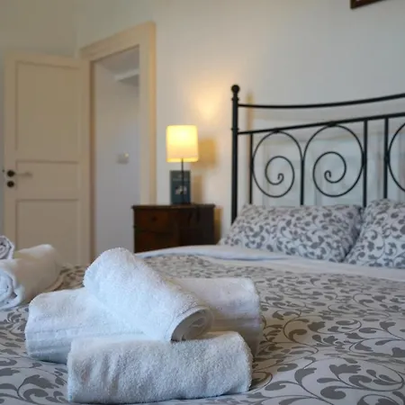 Baroque Μόντικα