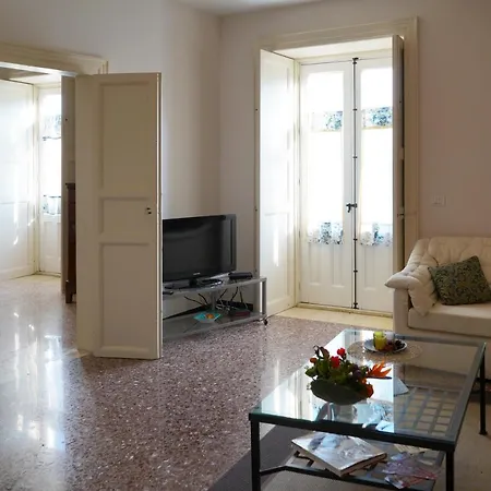 Baroque Μόντικα