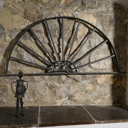 Baroque Μόντικα